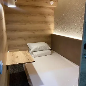 Capsule hotel Aq Capsule
